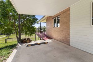 Sherwood Farm - Grey Gum